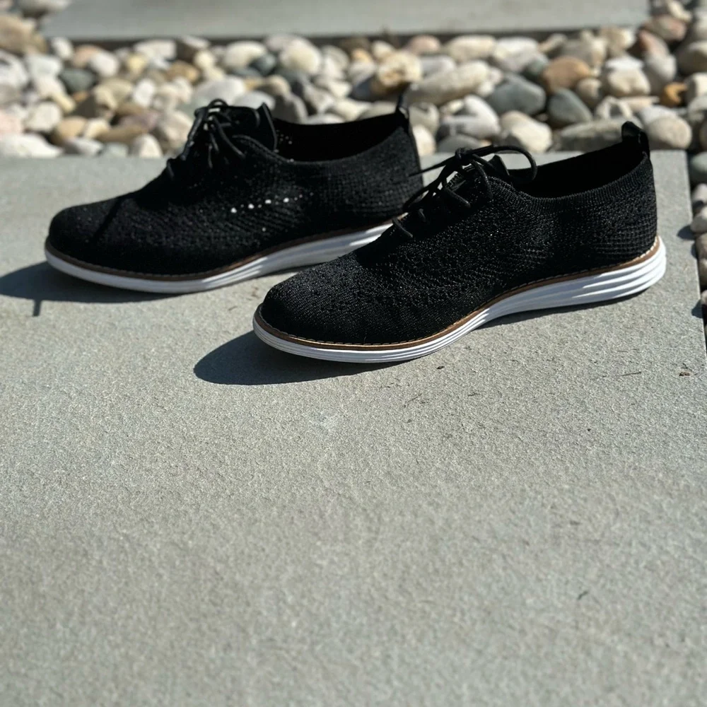 Cole Haan Black Flats - Picture 4 of 6